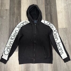 Calvin Klein Jeans Men's Black Hoodie with White Sleeves